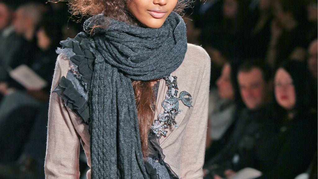 4 Ways to Wear Your Scarf This Season