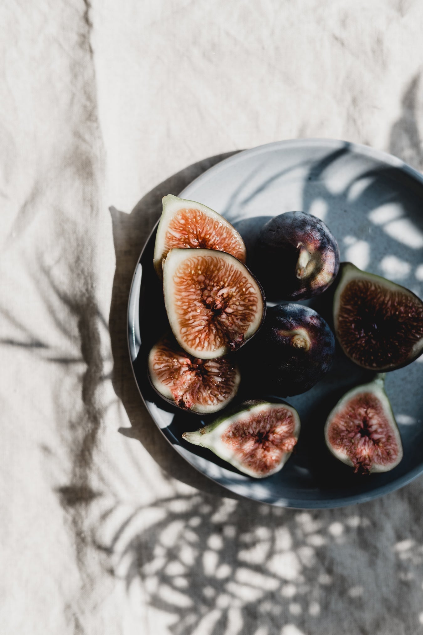 Cooking with fresh figs on a platter 