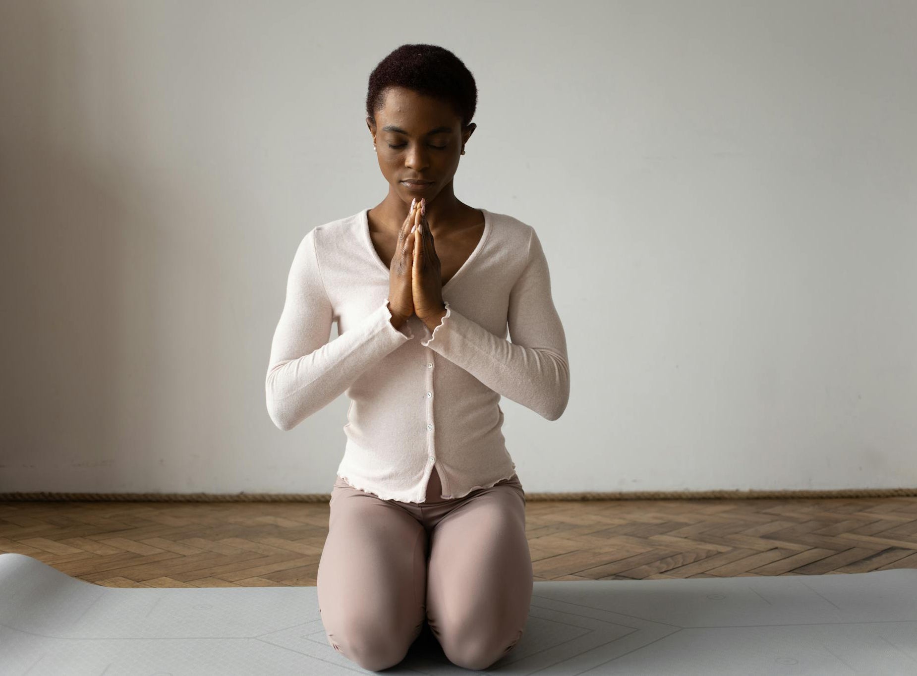 A_Self-Sufficient_Mind_5_Step_Meditation_Practice_VERGE_Lifestyle_Urban_Culture_Magazine_Personal_Growth